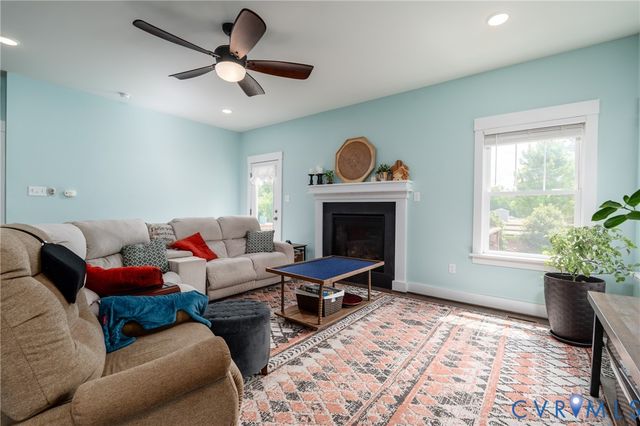 9928 Honeybee Dr, Mechanicsville, VA 23116