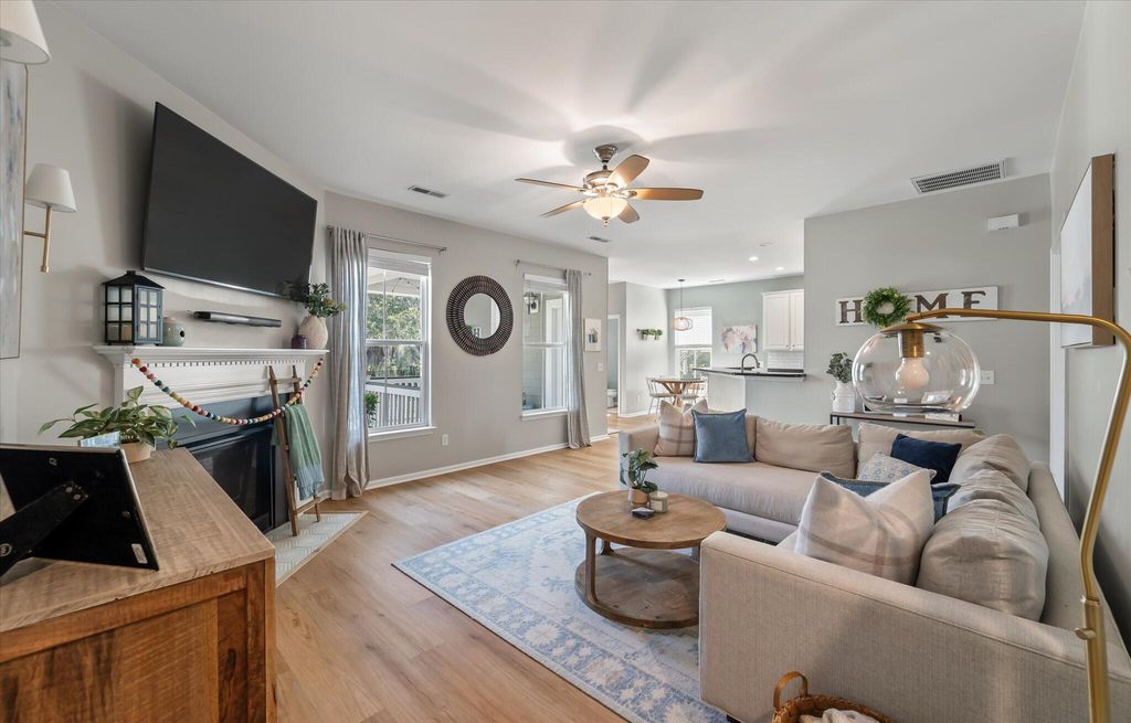 Image 2 of property listing at 5177 E Liberty Park Circle, North Charleston, SC 29405