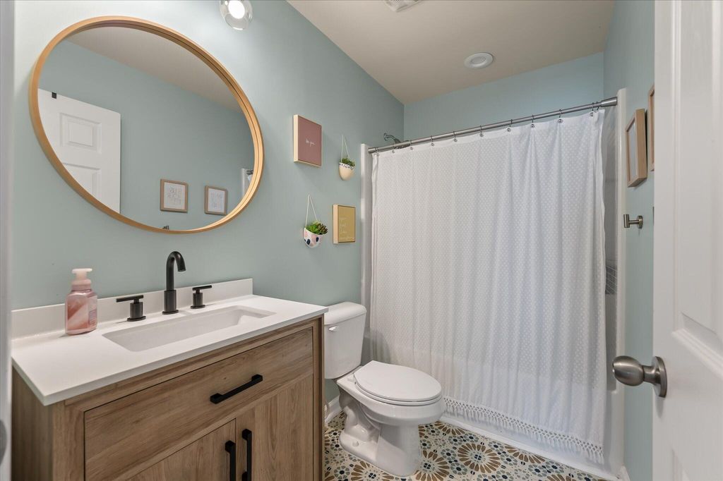 Image 26 of property listing at 5177 E Liberty Park Circle, North Charleston, SC 29405