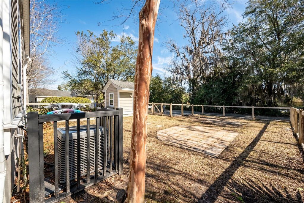 Image 37 of property listing at 5177 E Liberty Park Circle, North Charleston, SC 29405