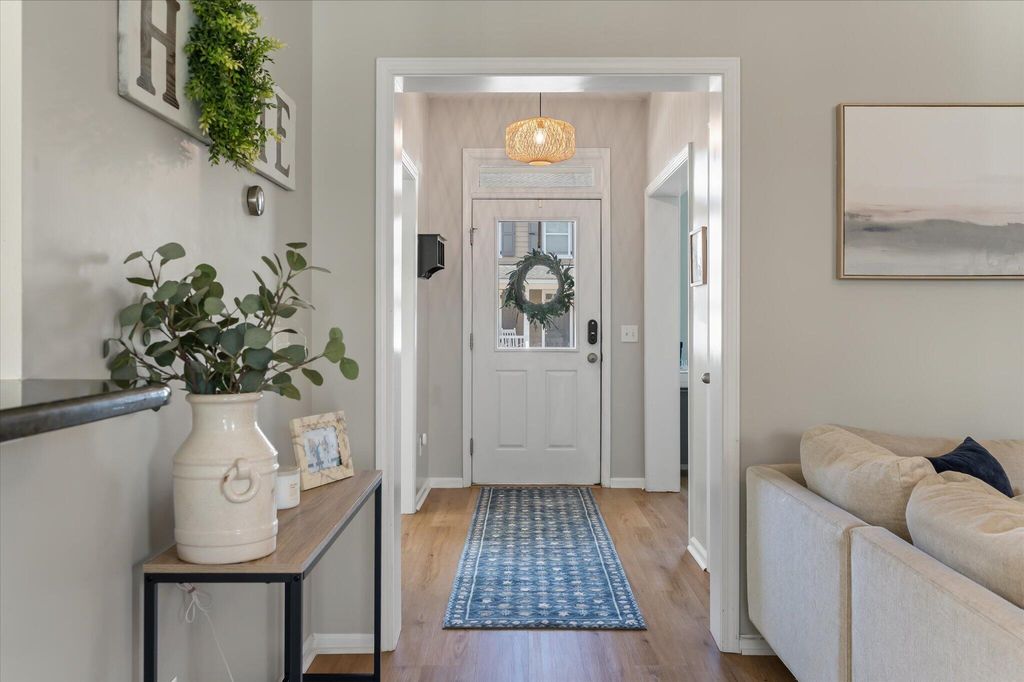 Image 5 of property listing at 5177 E Liberty Park Circle, North Charleston, SC 29405