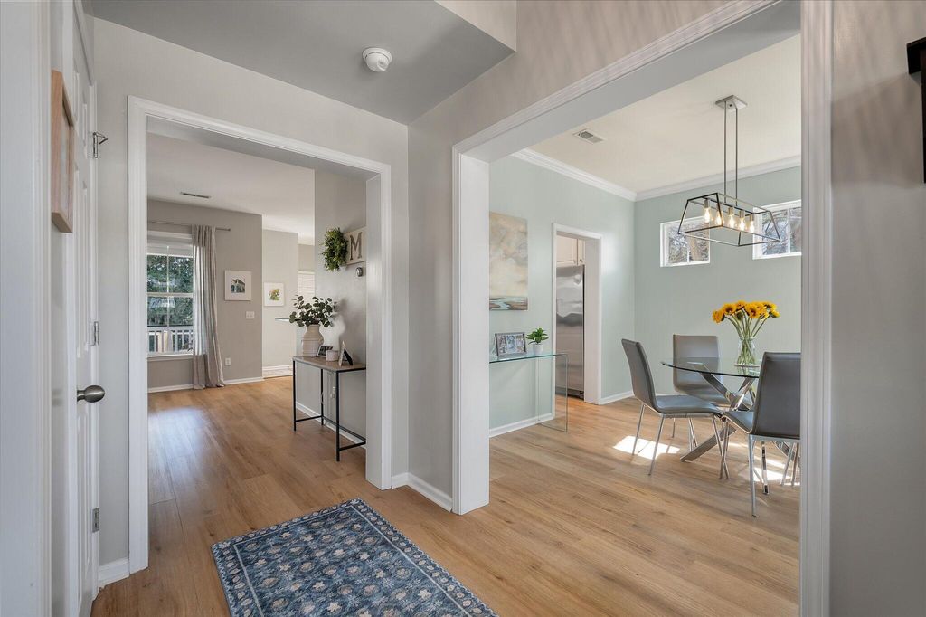 Image 7 of property listing at 5177 E Liberty Park Circle, North Charleston, SC 29405