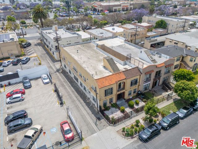 1014 W 57th Street, Los Angeles, CA 90037