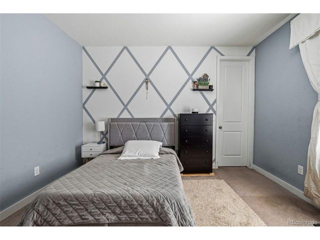 27806 E Alder Dr, Aurora, CO 80016