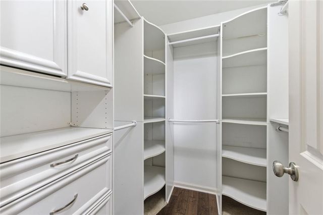 867 Woodleaf Park Drive, Mableton, GA 30126