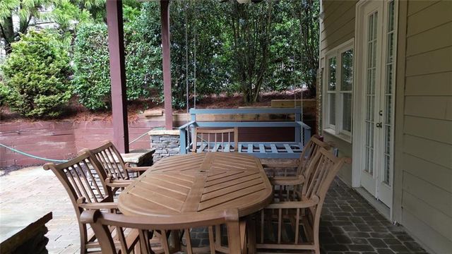 867 Woodleaf Park Drive, Mableton, GA 30126