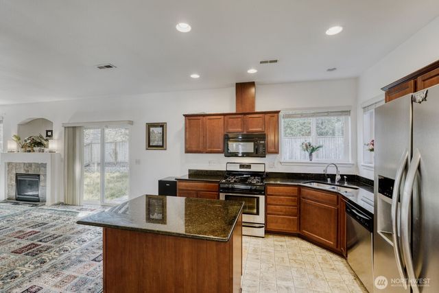 1328 E 51st ST, Tacoma, WA 98404