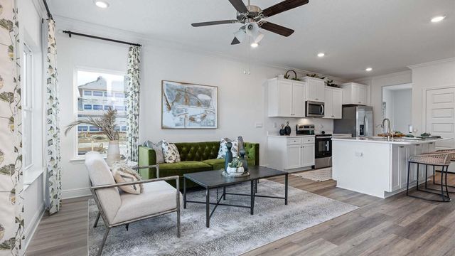 8170 Fox Hunt Drive, Milton, FL 32583