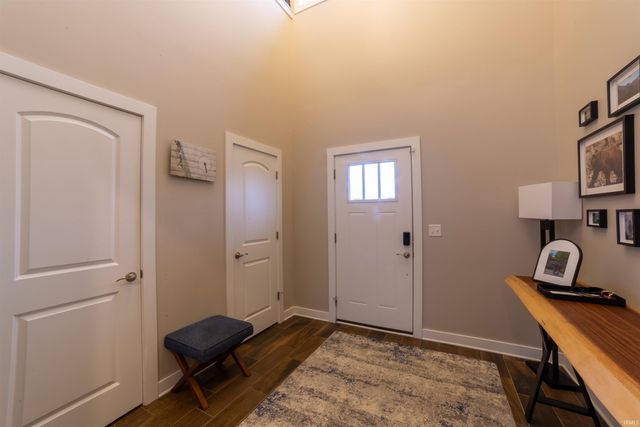 5735 Brookstone Drive, Newburgh, IN 47630