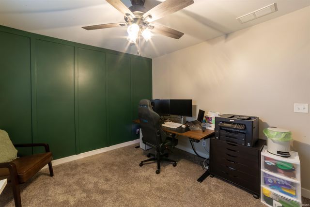 5735 Brookstone Drive, Newburgh, IN 47630