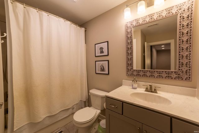 5735 Brookstone Drive, Newburgh, IN 47630