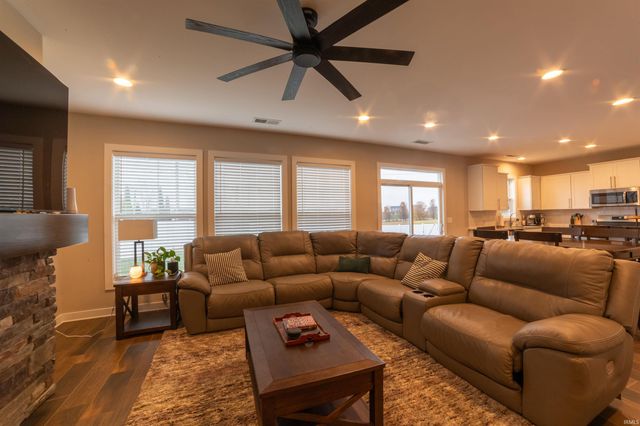 5735 Brookstone Drive, Newburgh, IN 47630