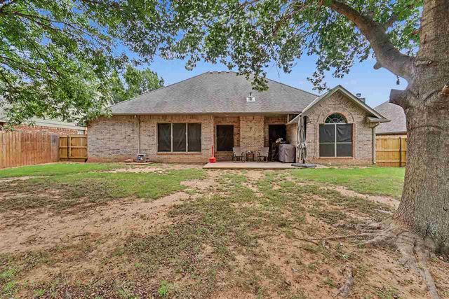 3104 NE Georgetown Ave, Lawton, OK 73507