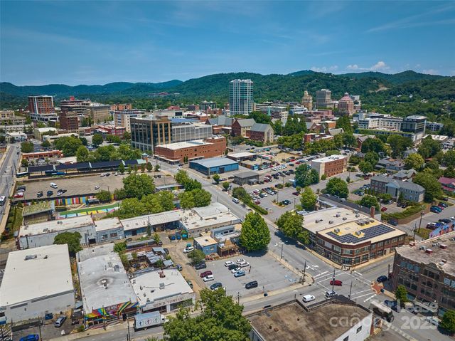 81 Coxe Avenue, Asheville, NC 28801