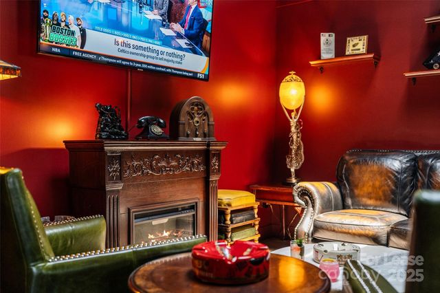 81 Coxe Avenue, Asheville, NC 28801