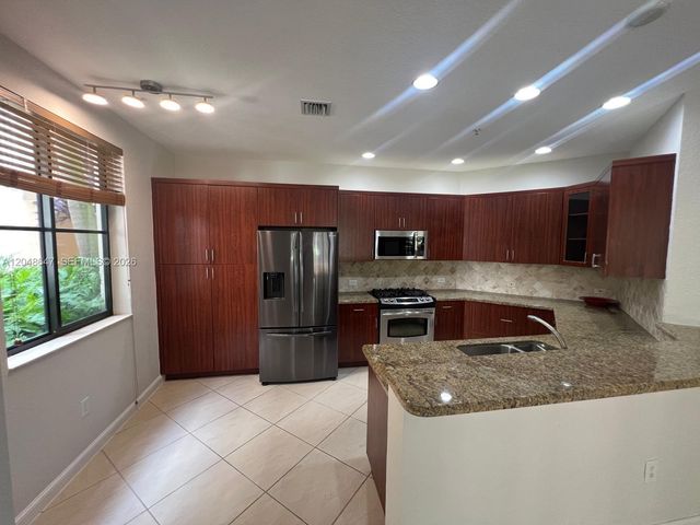 2900 NW 125th Ave 3-224, Sunrise, FL 33323
