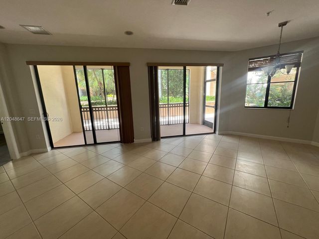 2900 NW 125th Ave 3-224, Sunrise, FL 33323