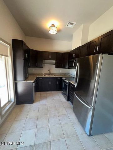 7003 McNutt Road, #Right, Anthony, NM 88021