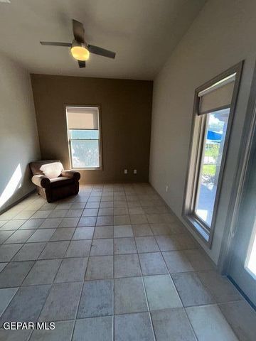 7003 McNutt Road, #Right, Anthony, NM 88021
