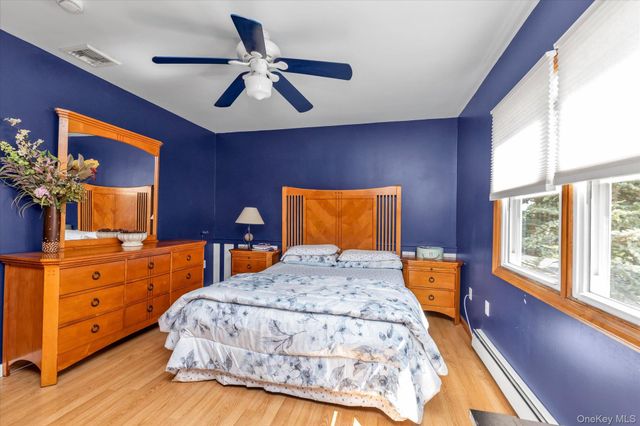 2 East Court, Bethpage, NY 11714