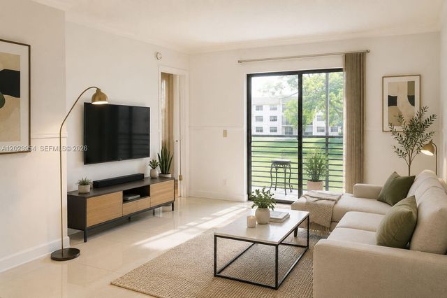 10405 Sunrise Lakes Blvd 205, Sunrise, FL 33322