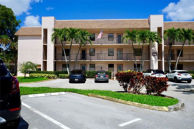 10405 Sunrise Lakes Blvd 205, Sunrise, FL 33322
