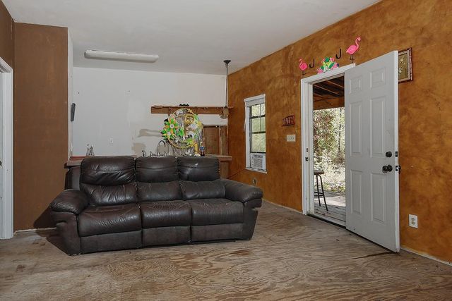 18533 Fm 1485 Road, New Caney, TX 77357