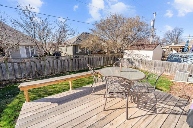 2406 Village Ln, Salina, KS 67401