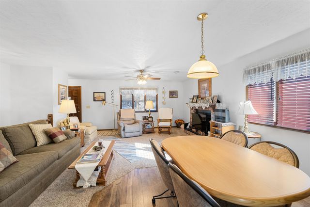 2406 Village Ln, Salina, KS 67401