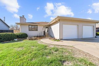2406 Village Ln, Salina, KS 67401