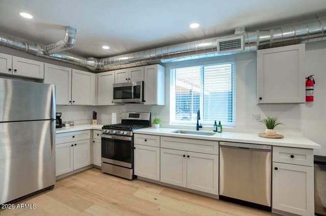 9624 N 16TH Avenue, Phoenix, AZ 85021
