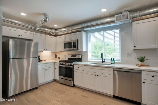 9624 N 16TH Avenue, Phoenix, AZ 85021