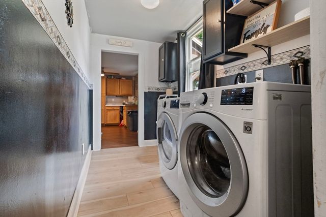 19 Suffolk St, Springfield, MA 01109