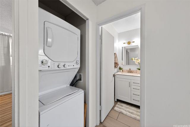 46-270 Kahuhipa Street A419, Kaneohe, HI 96744