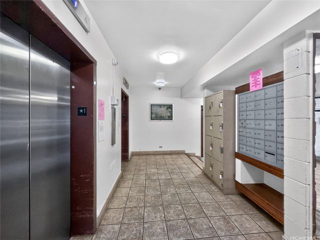 46-270 Kahuhipa Street A419, Kaneohe, HI 96744