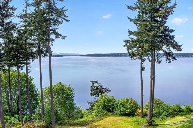 6902 190th Avenue SW, Longbranch, WA 98351