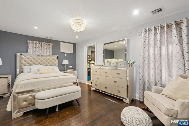 886-888 Degraw Avenue, Newark, NJ 07104