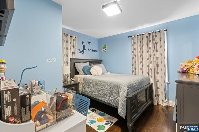 886-888 Degraw Avenue, Newark, NJ 07104