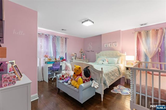 886-888 Degraw Avenue, Newark, NJ 07104