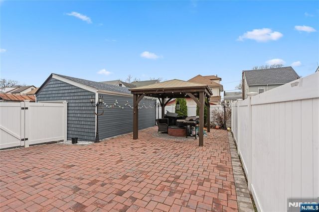 886-888 Degraw Avenue, Newark, NJ 07104