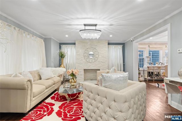 886-888 Degraw Avenue, Newark, NJ 07104