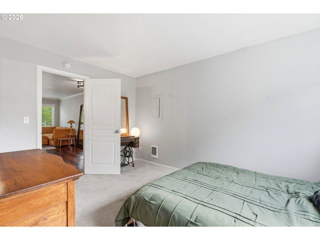 1515 Se 22ND Ave 8, Portland, OR 97214