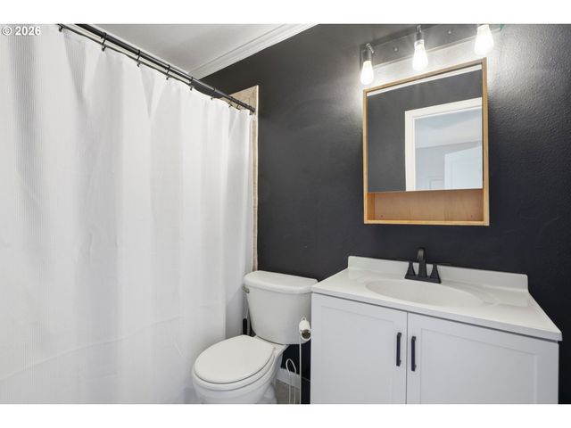 1515 Se 22ND Ave 8, Portland, OR 97214
