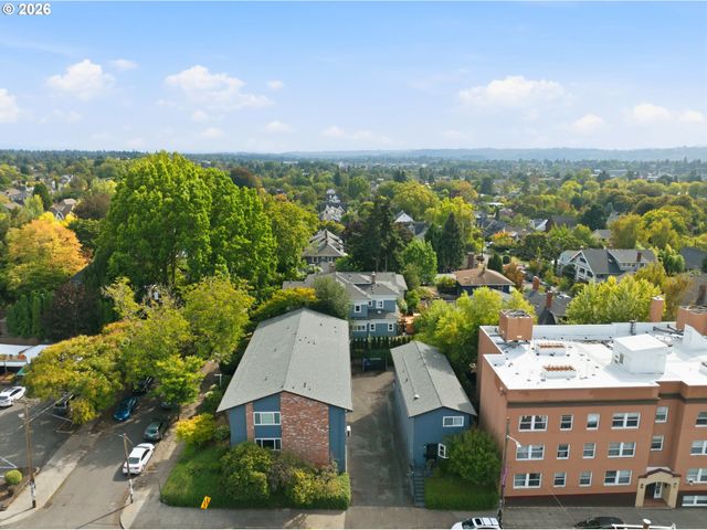 1515 Se 22ND Ave 8, Portland, OR 97214