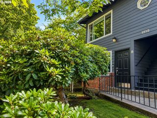 1515 Se 22ND Ave 8, Portland, OR 97214