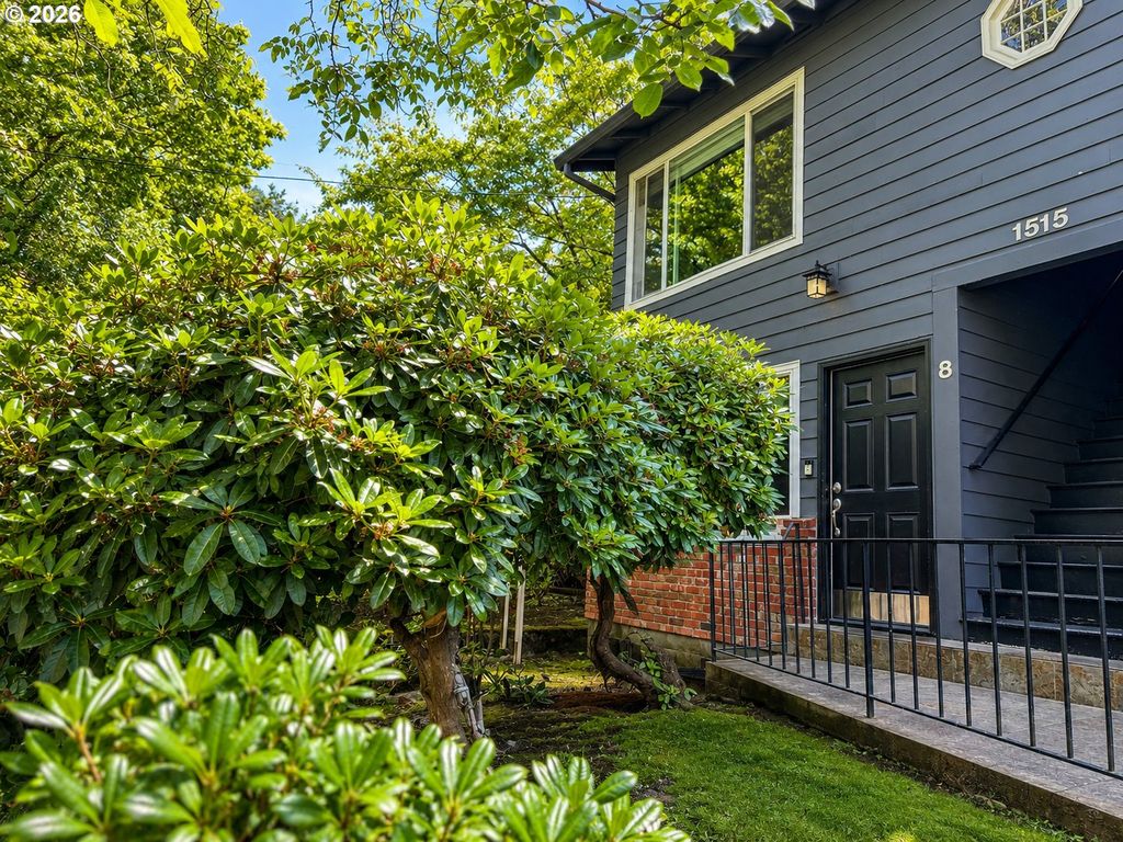 1515 Se 22ND Ave 8, Portland, OR 97214