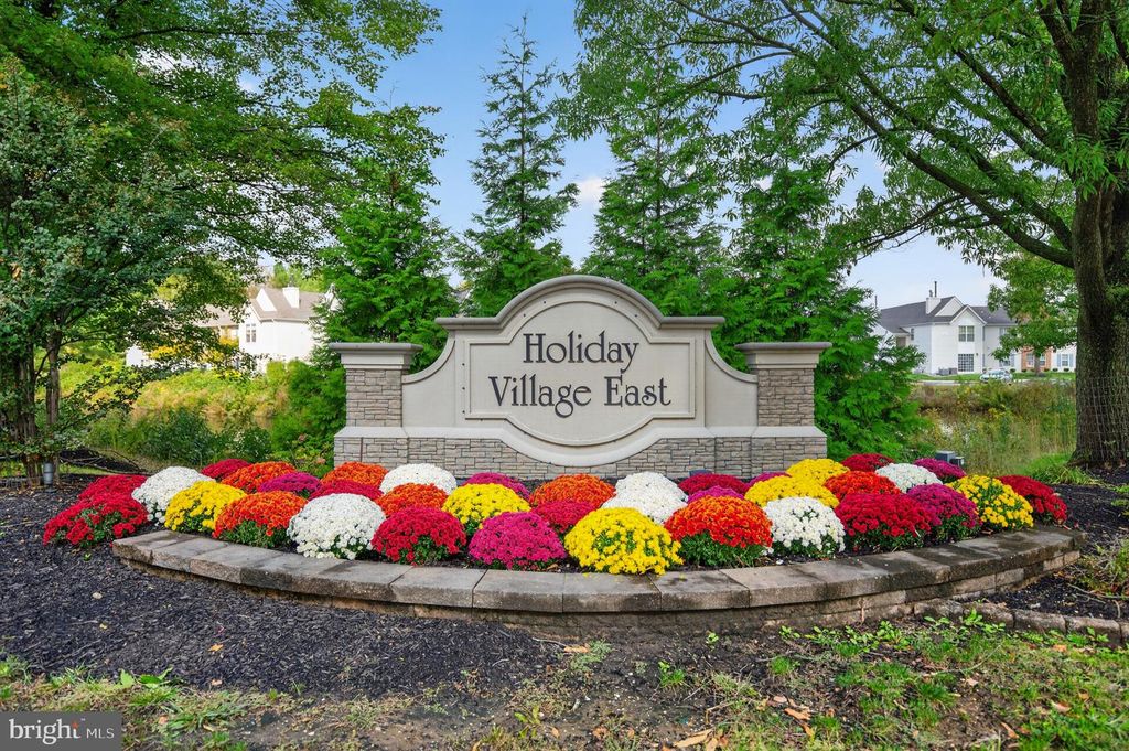 3 BUTTONBUSH CT, MOUNT LAUREL, NJ 08054 — photo 2