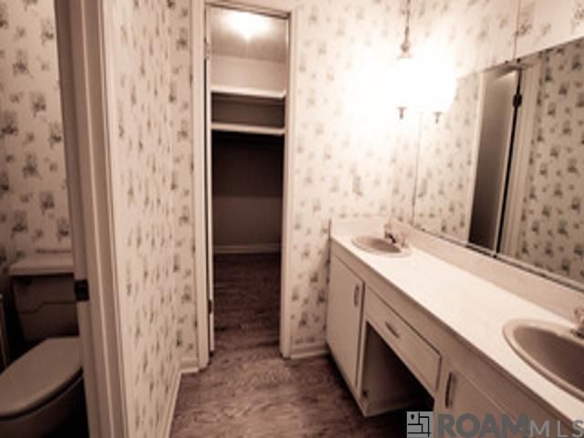 35000 Christy Dr, Donaldsonville, LA 70346