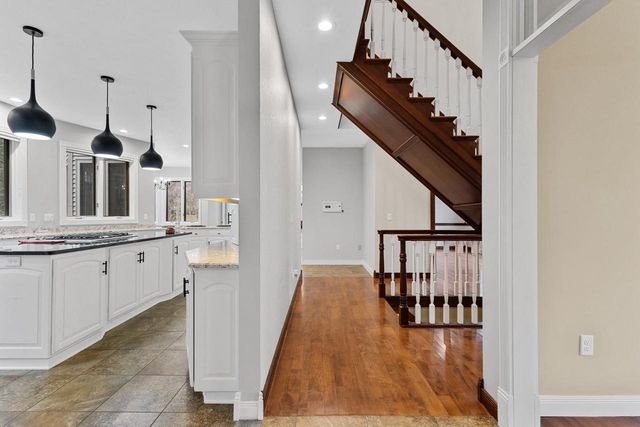 3121 SQUIRE COURT, Green Bay, WI 54313