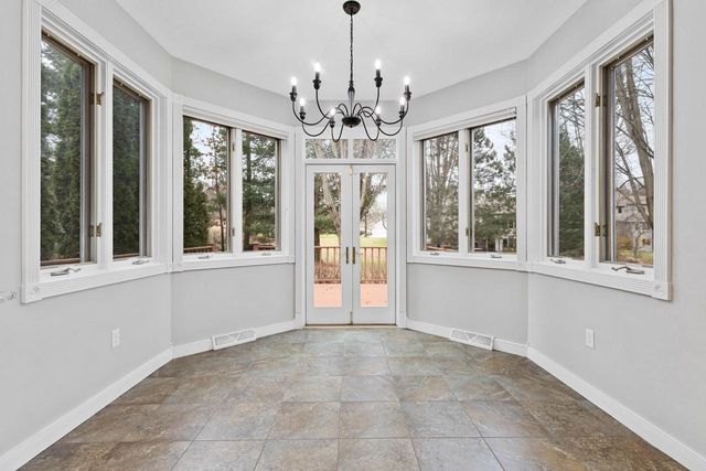 3121 SQUIRE COURT, Green Bay, WI 54313